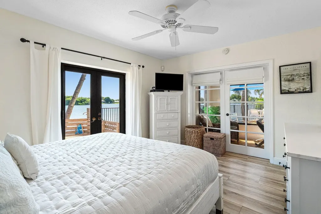 25 NW 24th Court Delray Beach FL 33444