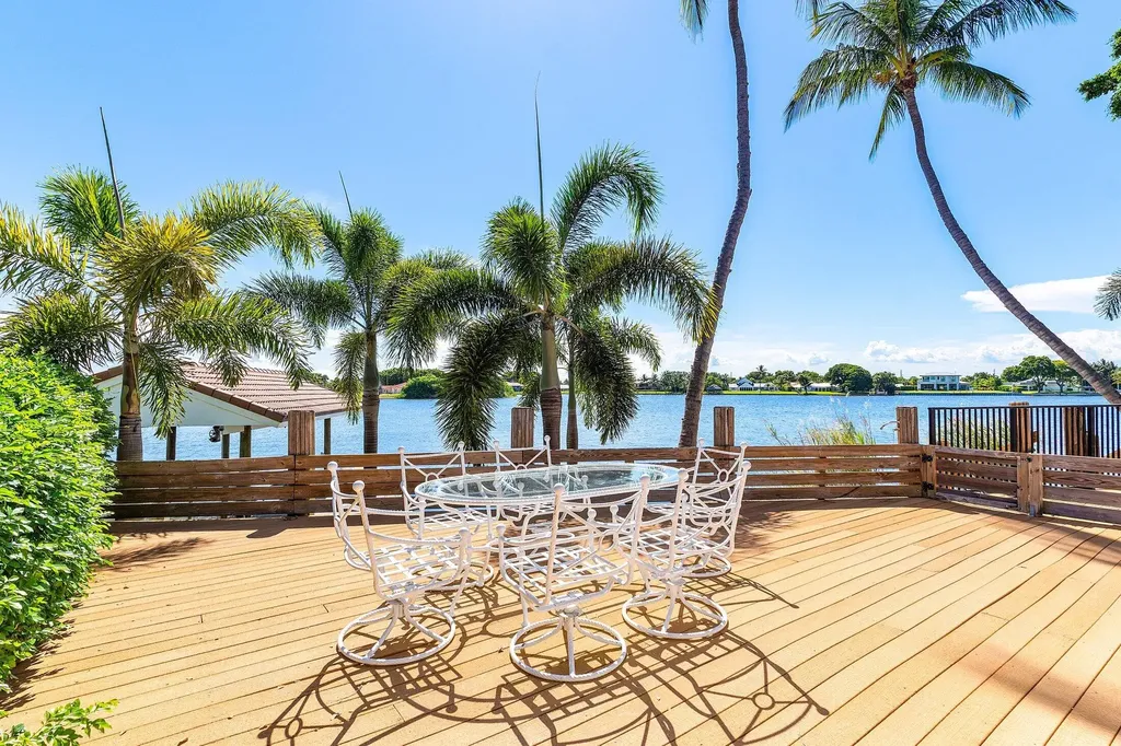 25 NW 24th Court Delray Beach FL 33444
