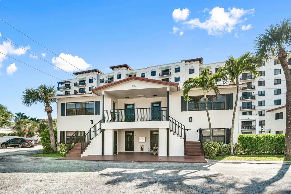 200 SW 7th Street Boca Raton FL 33432