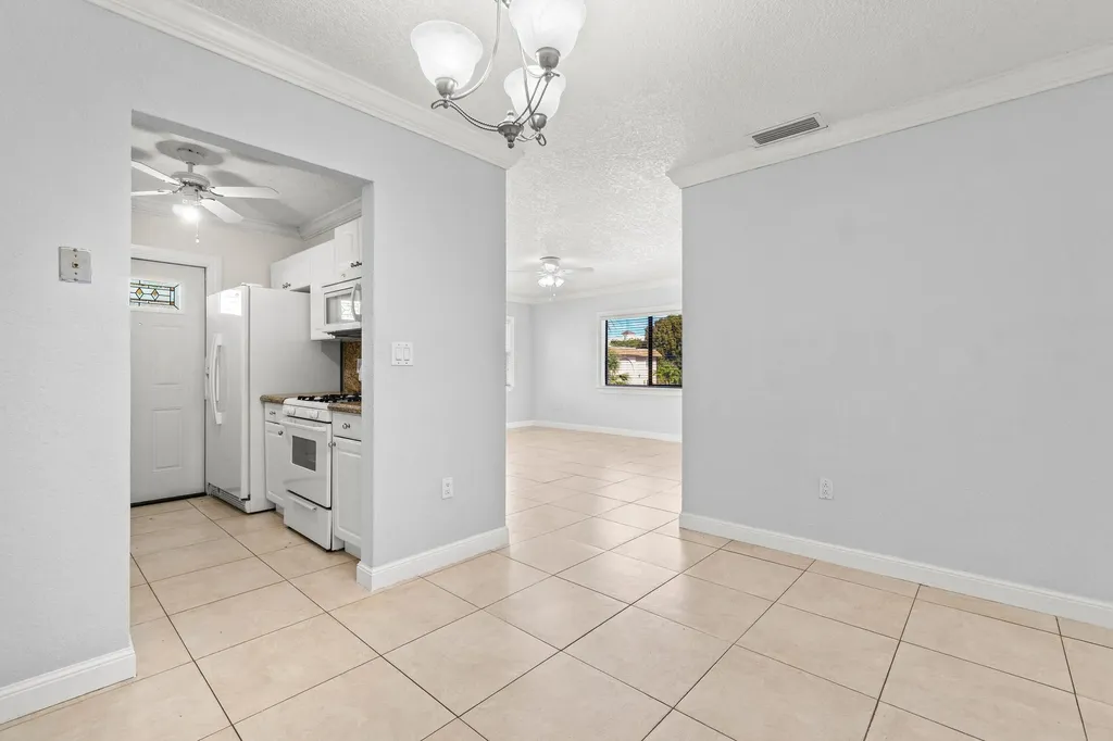 200 SW 7th Street Boca Raton FL 33432