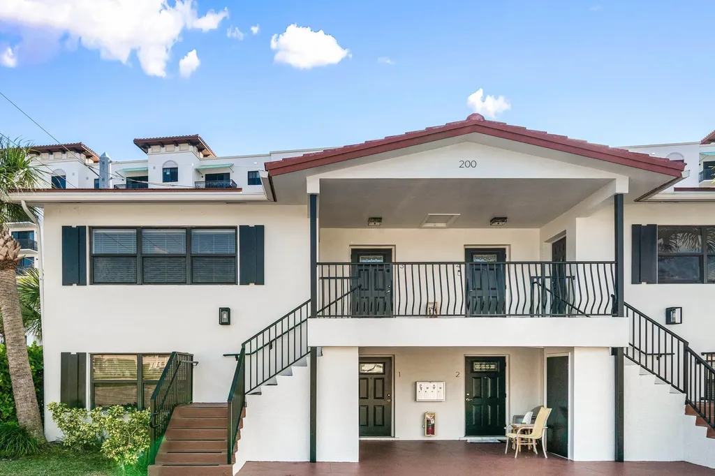 200 SW 7th Street Boca Raton FL 33432