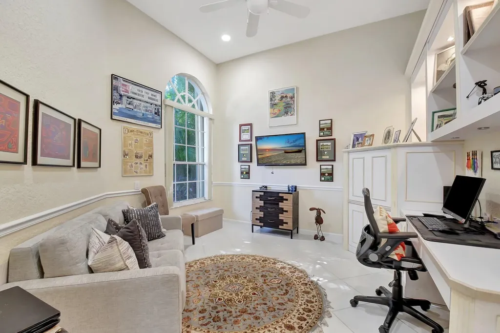 4022 Manchester Lake Drive Lake Worth FL 33449