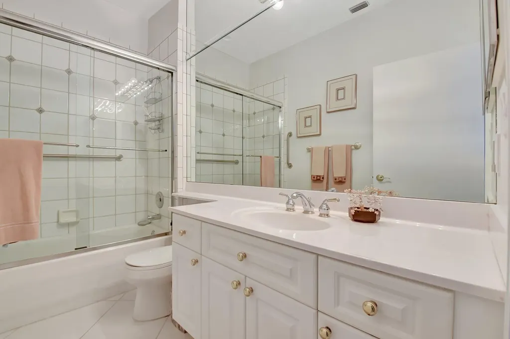 4022 Manchester Lake Drive Lake Worth FL 33449
