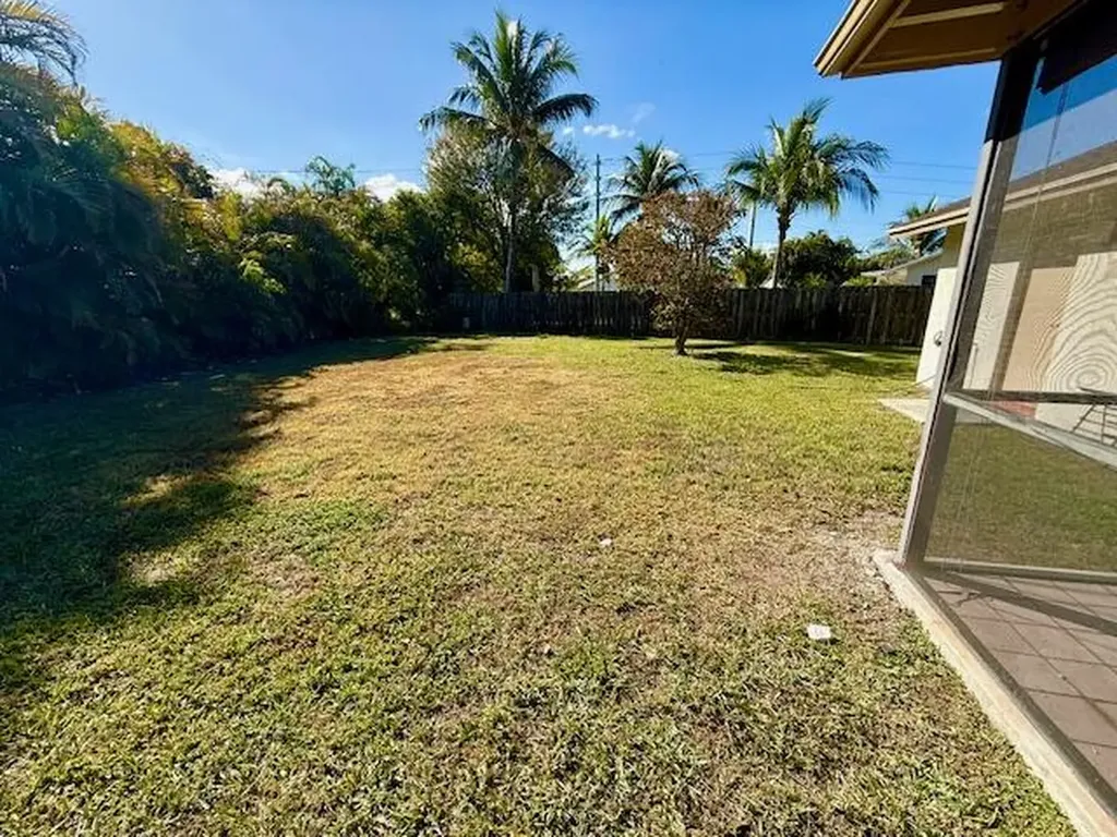 23160 SW 53rd Avenue Boca Raton FL 33433