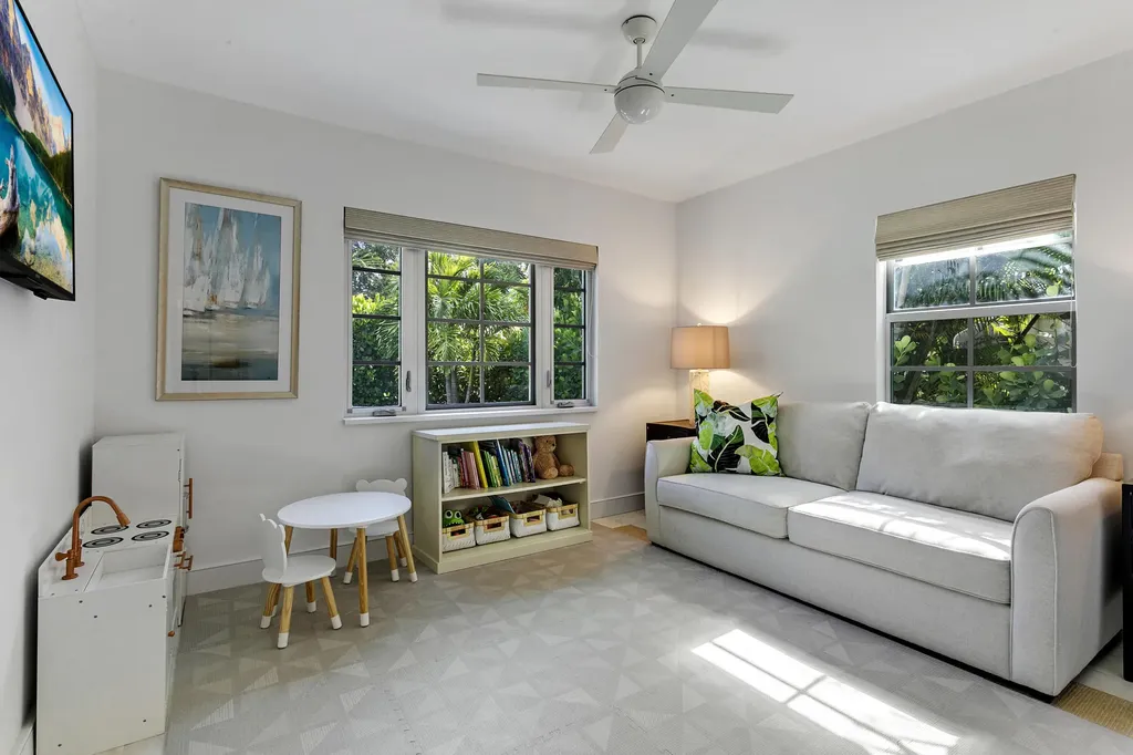 406 35th Street West Palm Beach FL 33407