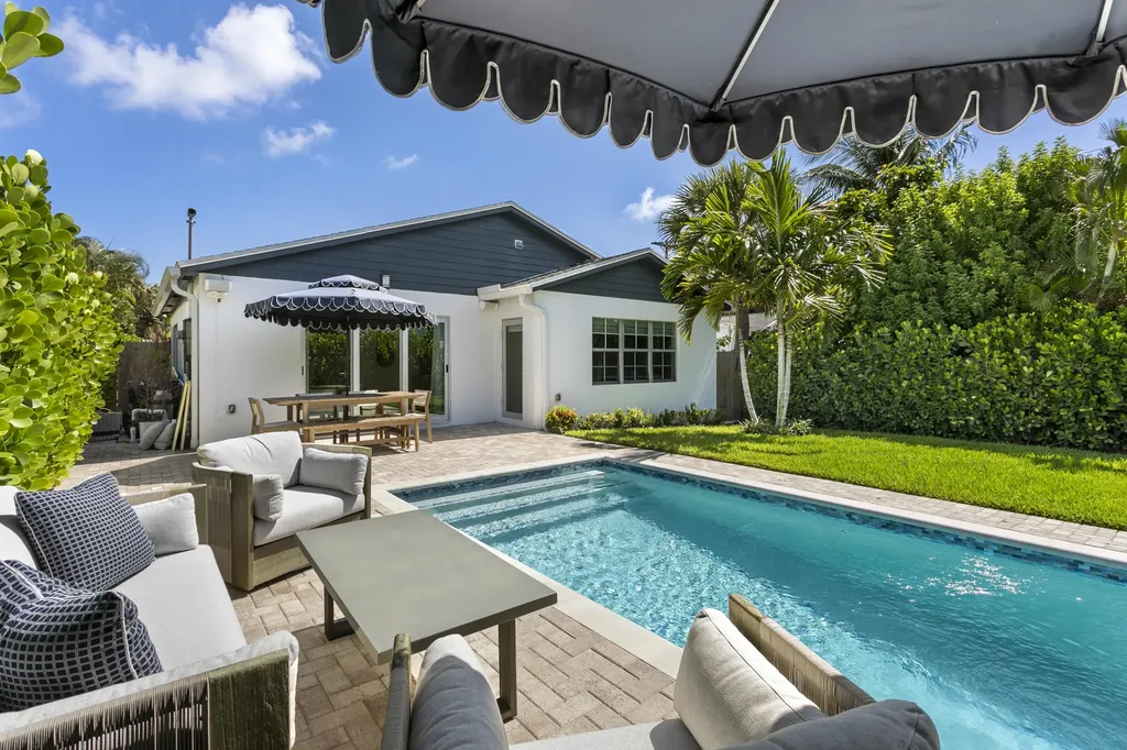 406 35th Street West Palm Beach FL 33407