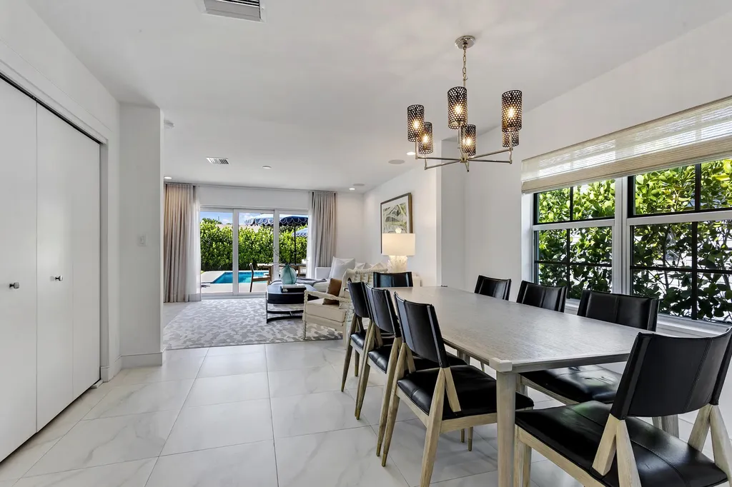 406 35th Street West Palm Beach FL 33407