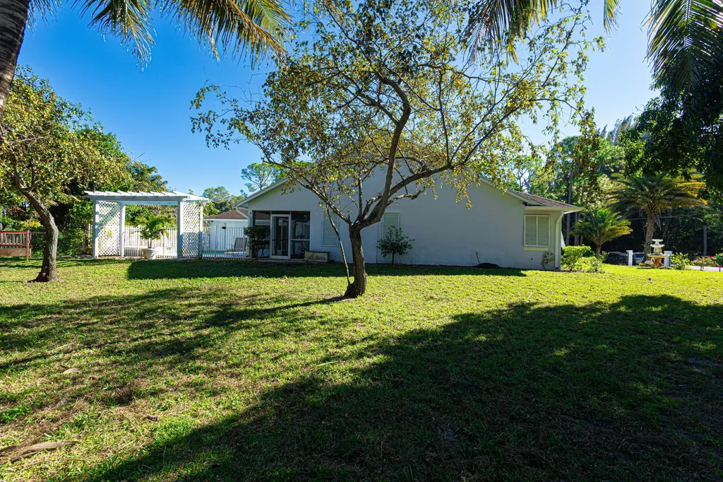 8895 Palomino Drive Lake Worth FL 33467