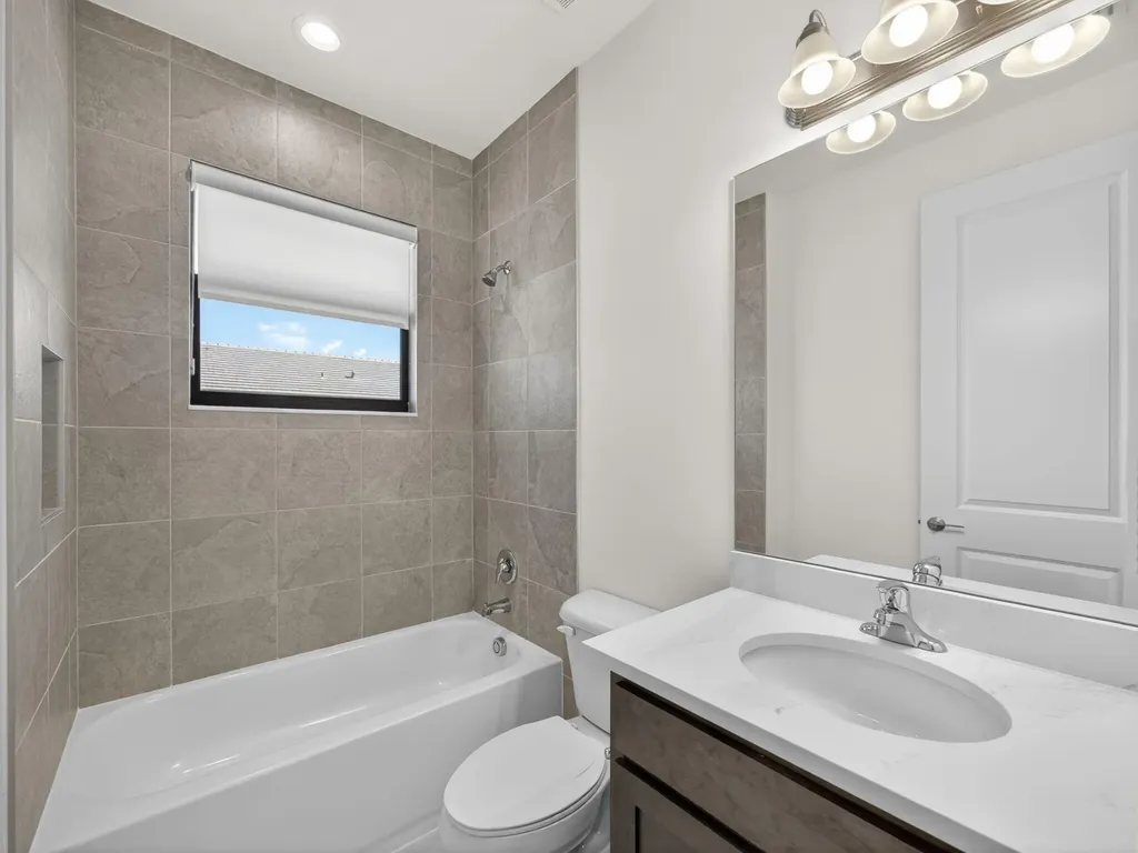 12406 SW High Tide Road Port St Lucie FL 34987