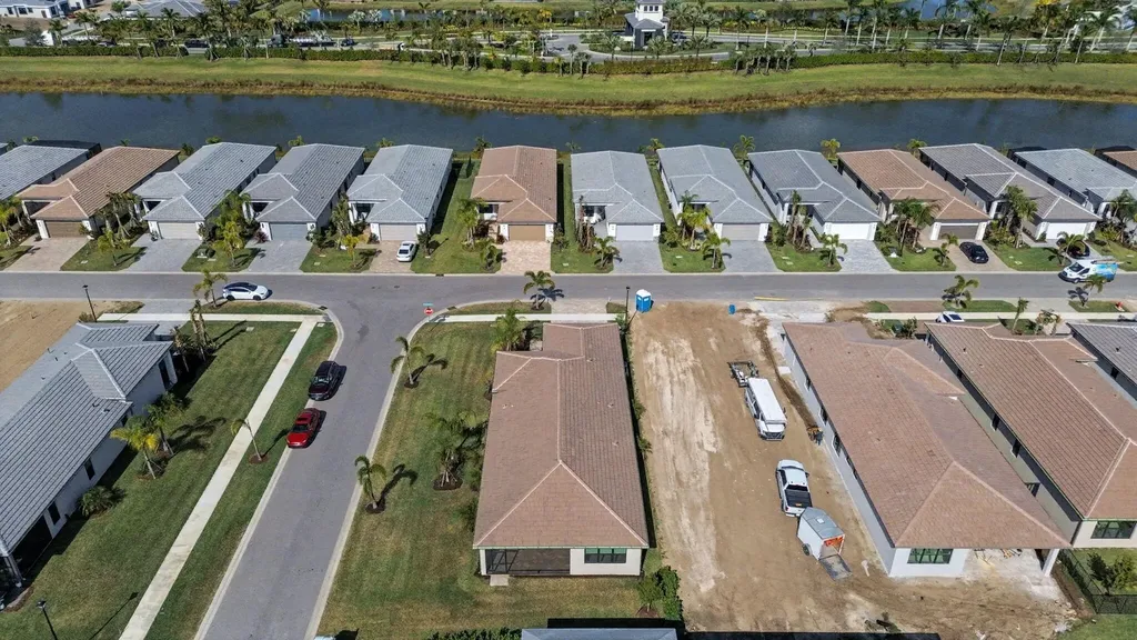 12406 SW High Tide Road Port St Lucie FL 34987
