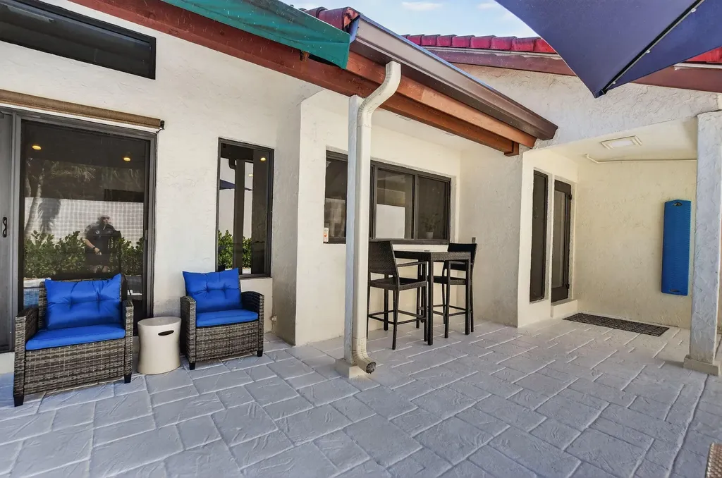 21634 Club Villa Terrace Boca Raton FL 33433