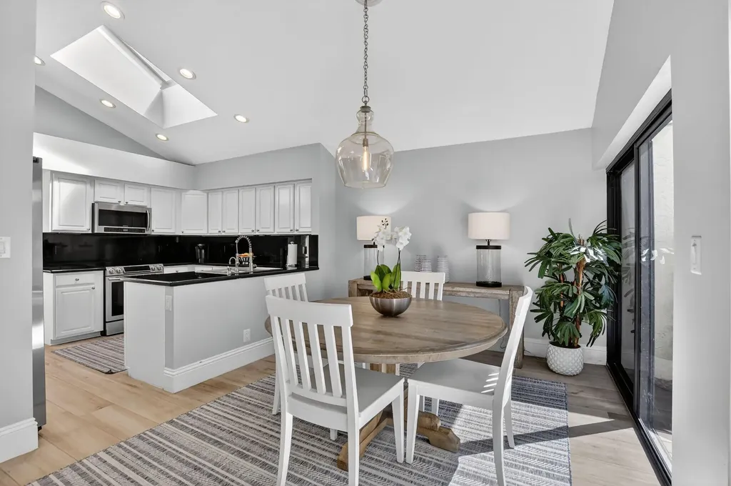 21634 Club Villa Terrace Boca Raton FL 33433