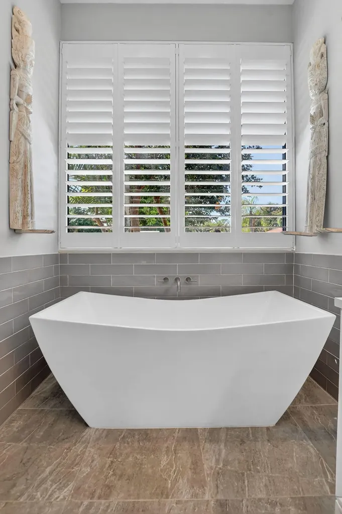 21634 Club Villa Terrace Boca Raton FL 33433