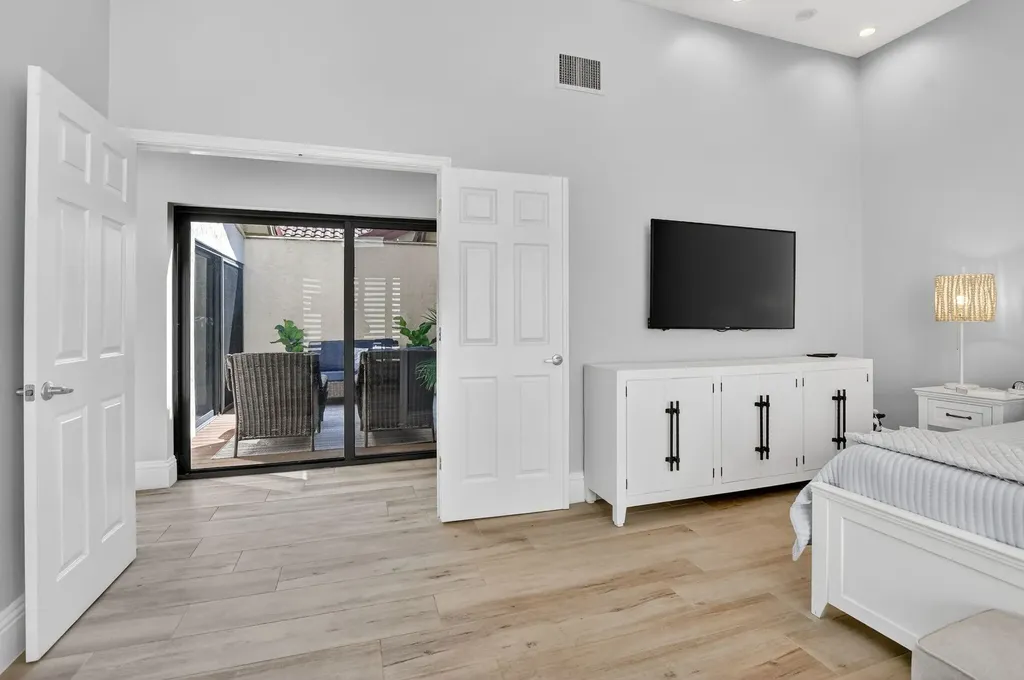 21634 Club Villa Terrace Boca Raton FL 33433