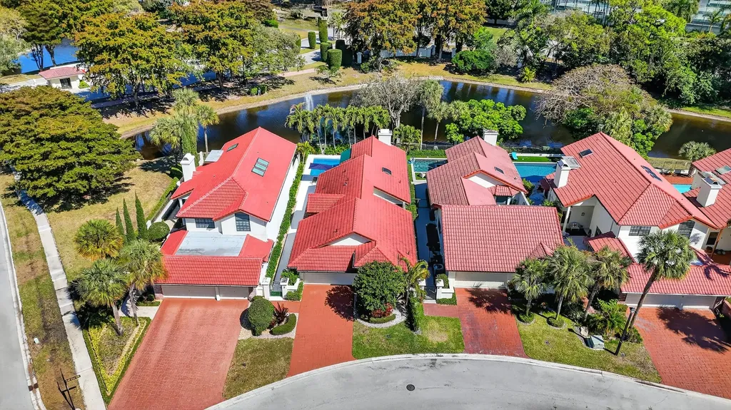 21634 Club Villa Terrace Boca Raton FL 33433