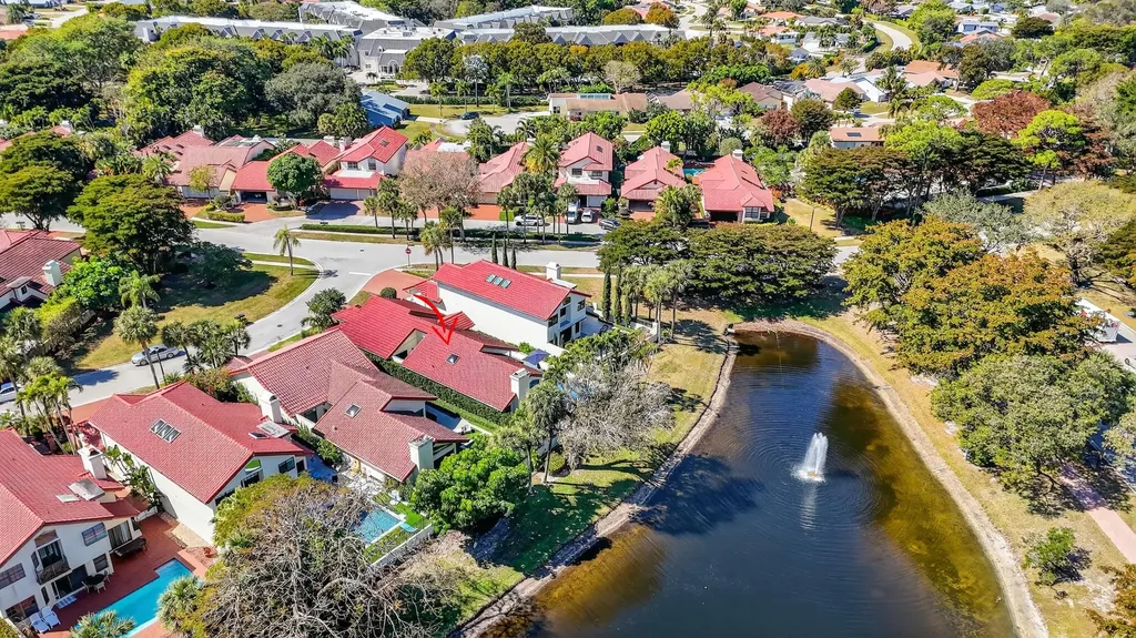 21634 Club Villa Terrace Boca Raton FL 33433