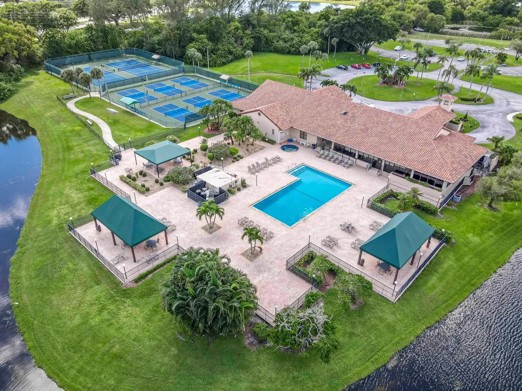 8178 Mooring Circle Boynton Beach FL 33472