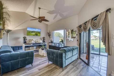 8178 Mooring Circle Boynton Beach FL 33472