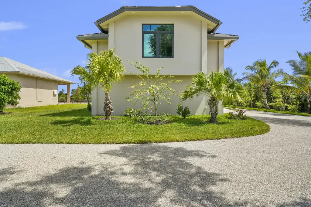 16219 Hollow Tree Lane Wellington FL 33470