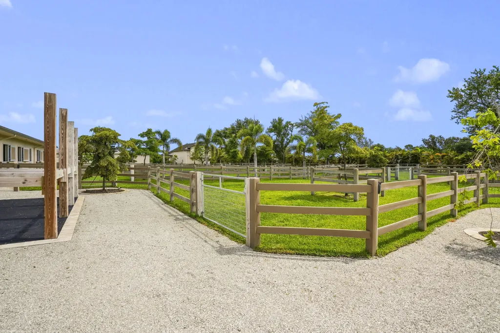 16219 Hollow Tree Lane Wellington FL 33470