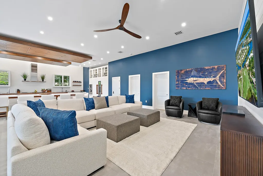 706 Lakeside Circle North Palm Beach FL 33408