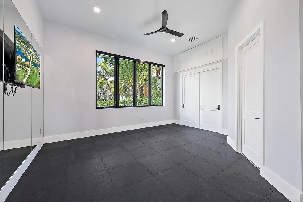 706 Lakeside Circle North Palm Beach FL 33408
