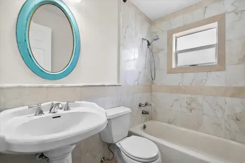 2561 SE Jason Avenue Port St Lucie FL 34952