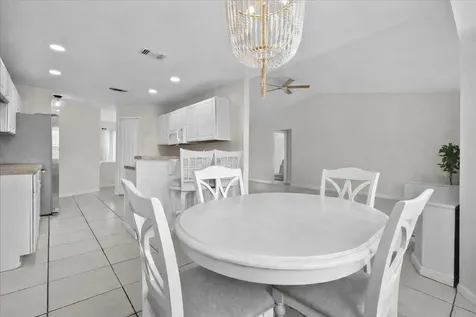 2561 SE Jason Avenue Port St Lucie FL 34952