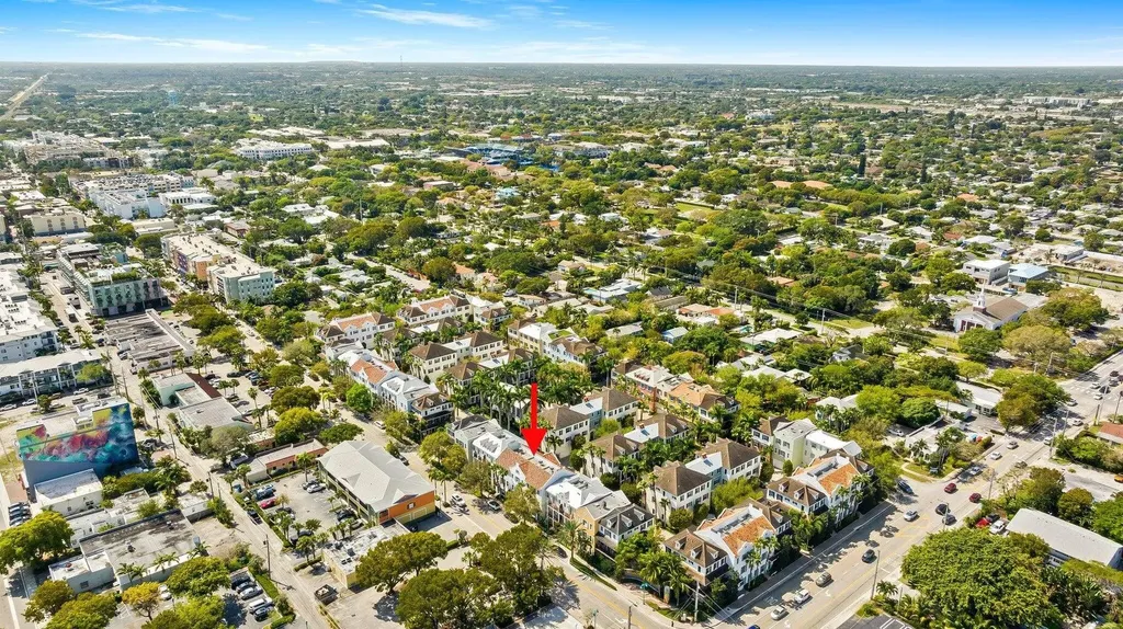 373 E Cannery Row Circle Delray Beach FL 33444
