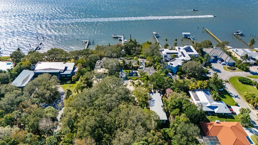 109 S River Road Sewalls Point FL 34996