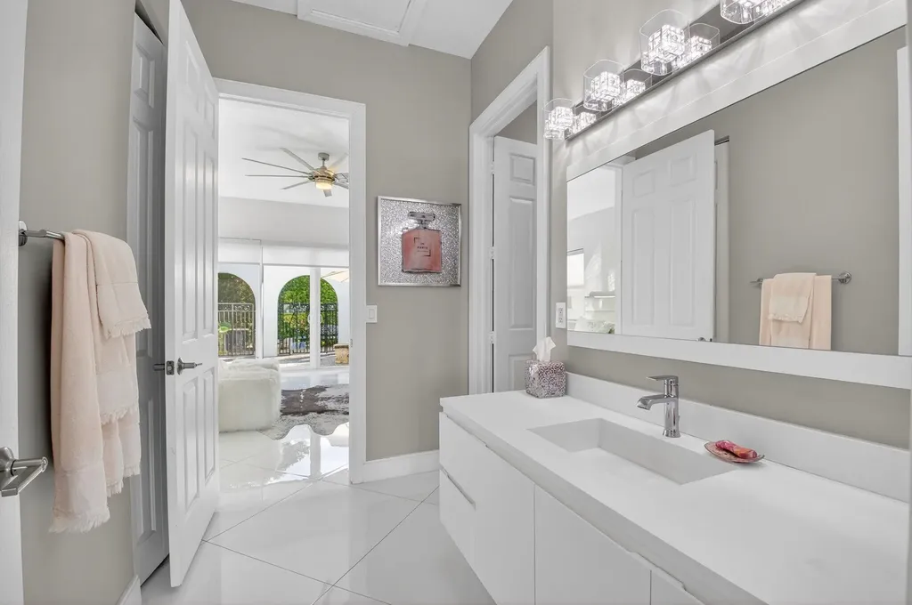 936 Greensward Lane Delray Beach FL 33445