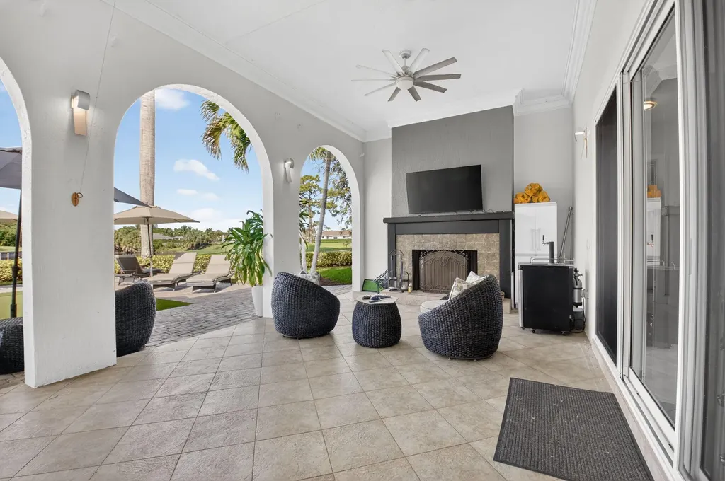 936 Greensward Lane Delray Beach FL 33445