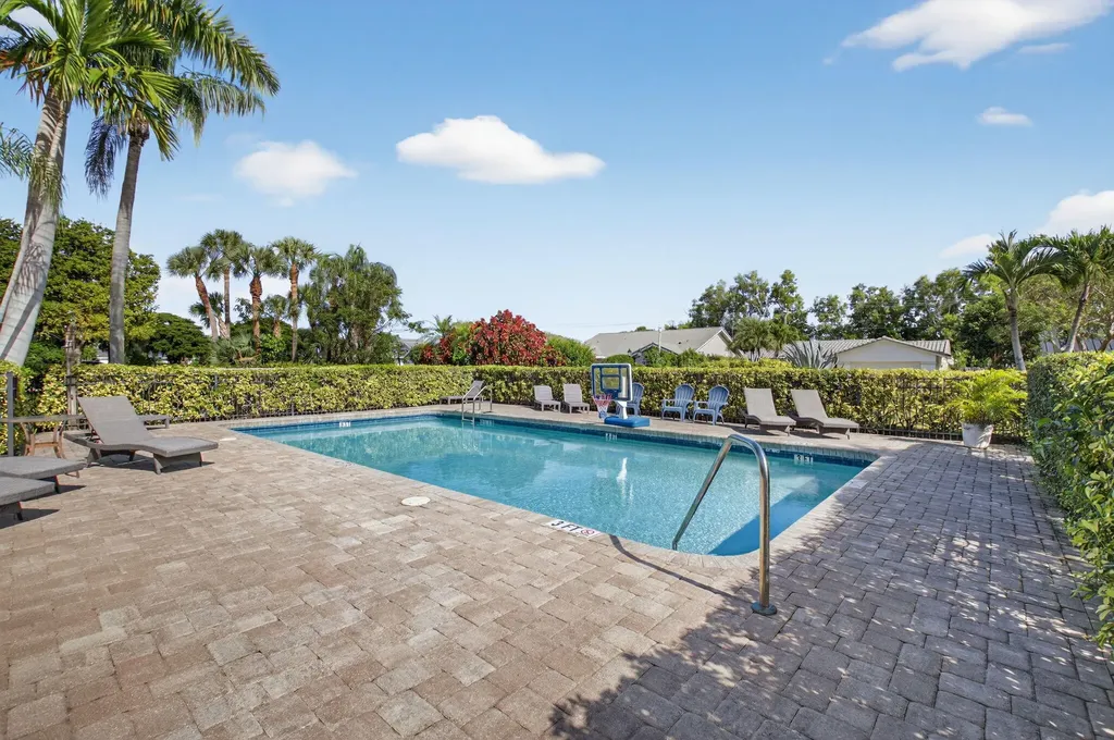 936 Greensward Lane Delray Beach FL 33445