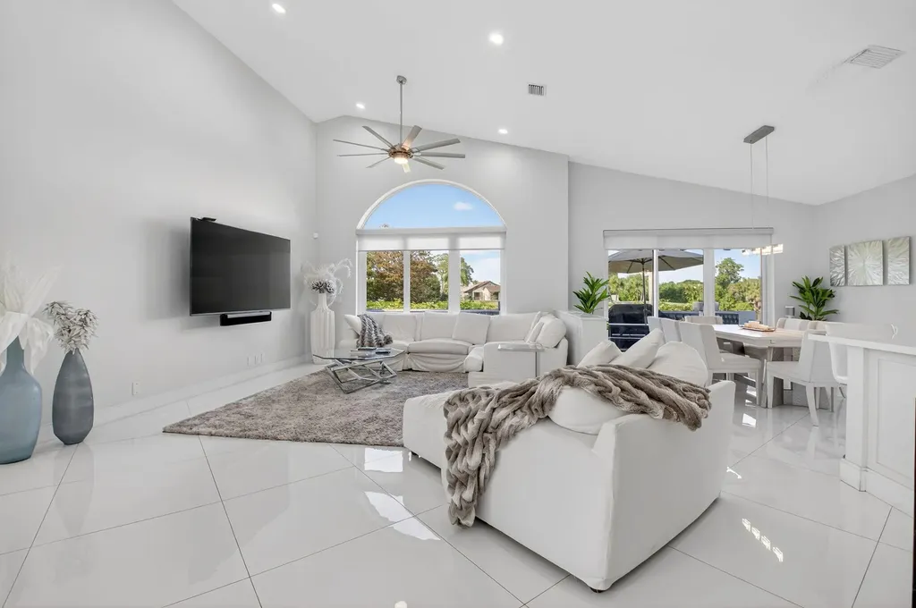 936 Greensward Lane Delray Beach FL 33445