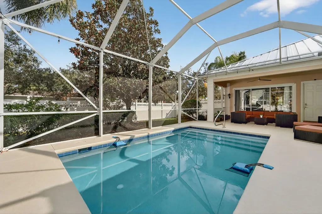 102 Bonaire Lane Jupiter FL 33458