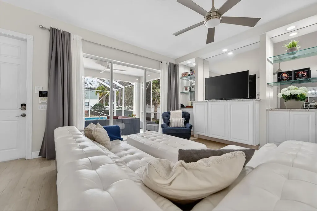 102 Bonaire Lane Jupiter FL 33458