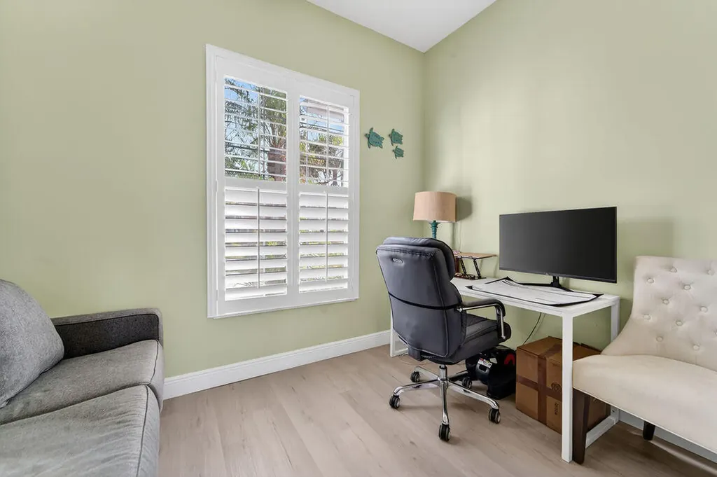 102 Bonaire Lane Jupiter FL 33458