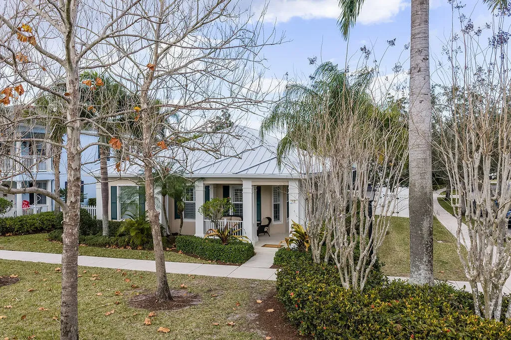 102 Bonaire Lane Jupiter FL 33458