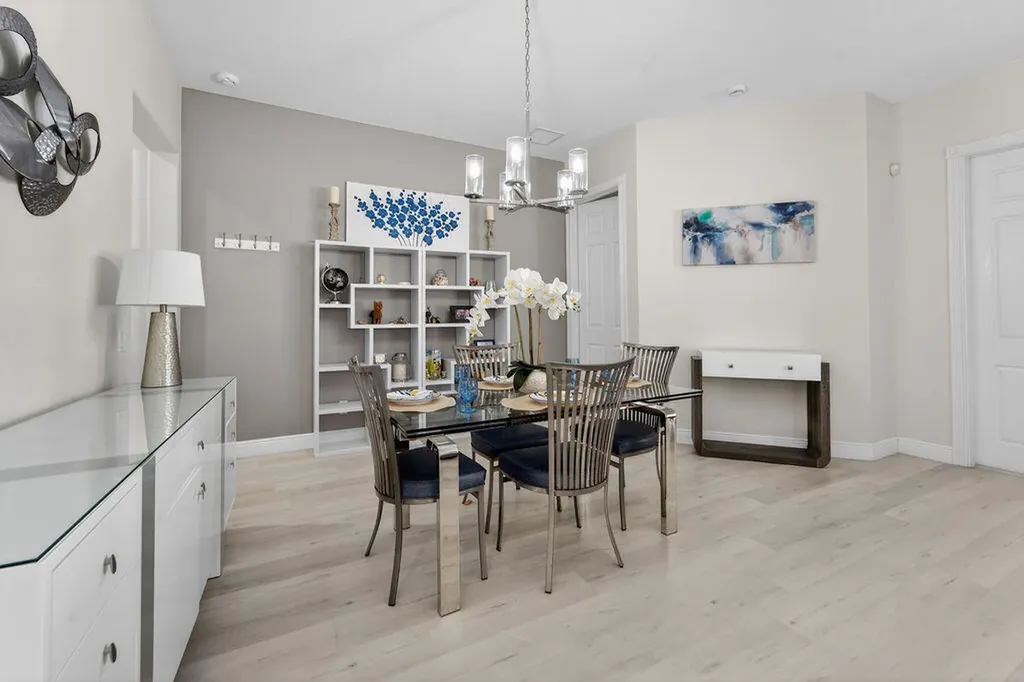 102 Bonaire Lane Jupiter FL 33458