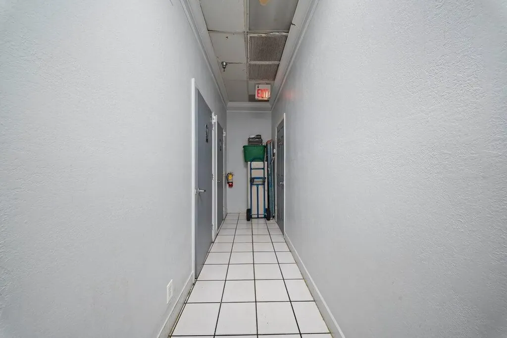 3092 S Jog Road Greenacres FL 33463