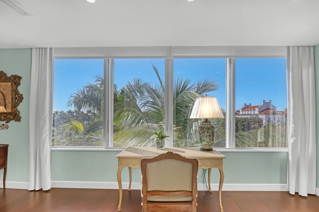 44 Cocoanut Row Palm Beach FL 33480