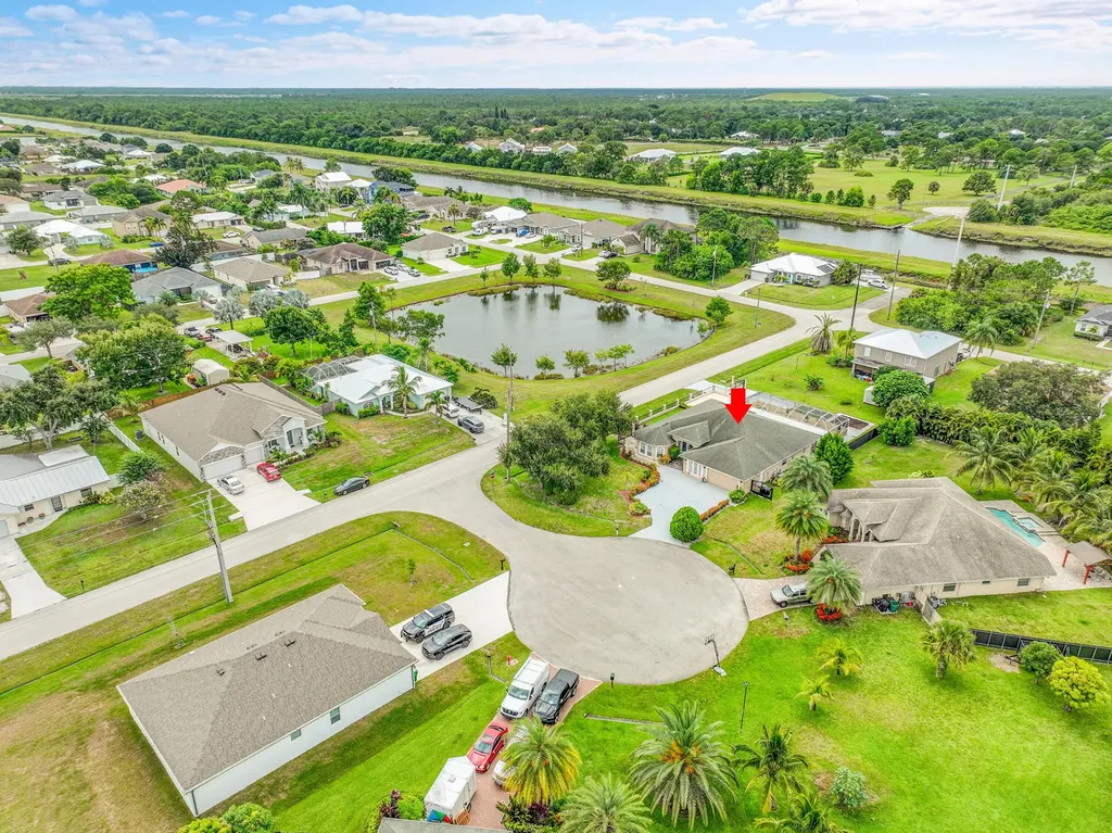 1402 SW Doe Court Port St Lucie FL 34953