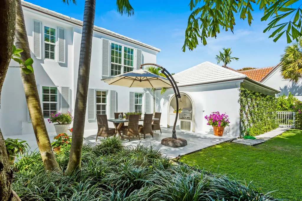327 Arabian Road Palm Beach FL 33480