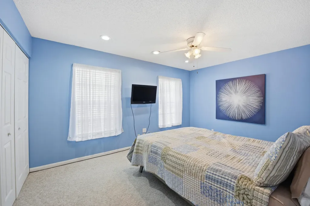 461 Holyoke Lane Lake Worth FL 33467