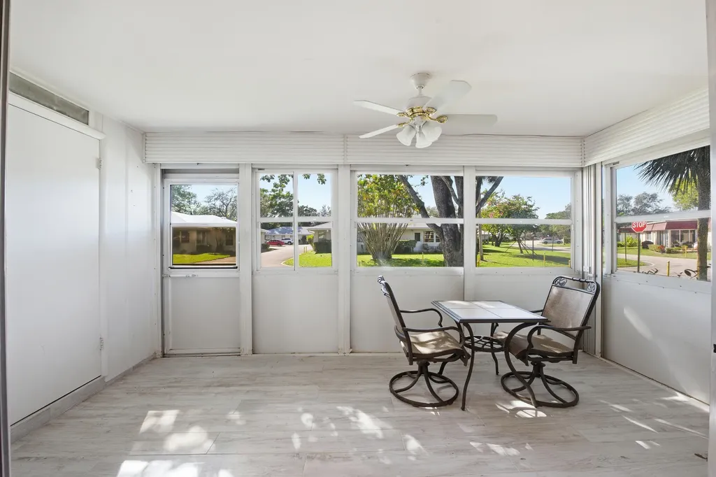 461 Holyoke Lane Lake Worth FL 33467