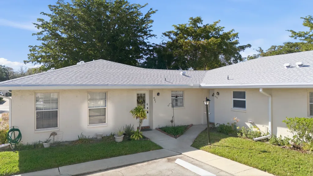 461 Holyoke Lane Lake Worth FL 33467