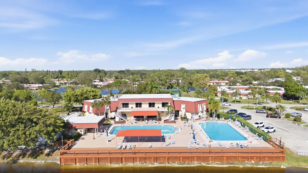 461 Holyoke Lane Lake Worth FL 33467