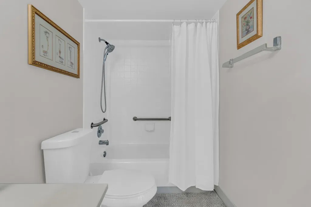 7185 Huntington Lane Delray Beach FL 33446