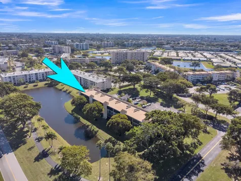 7185 Huntington Lane Delray Beach FL 33446