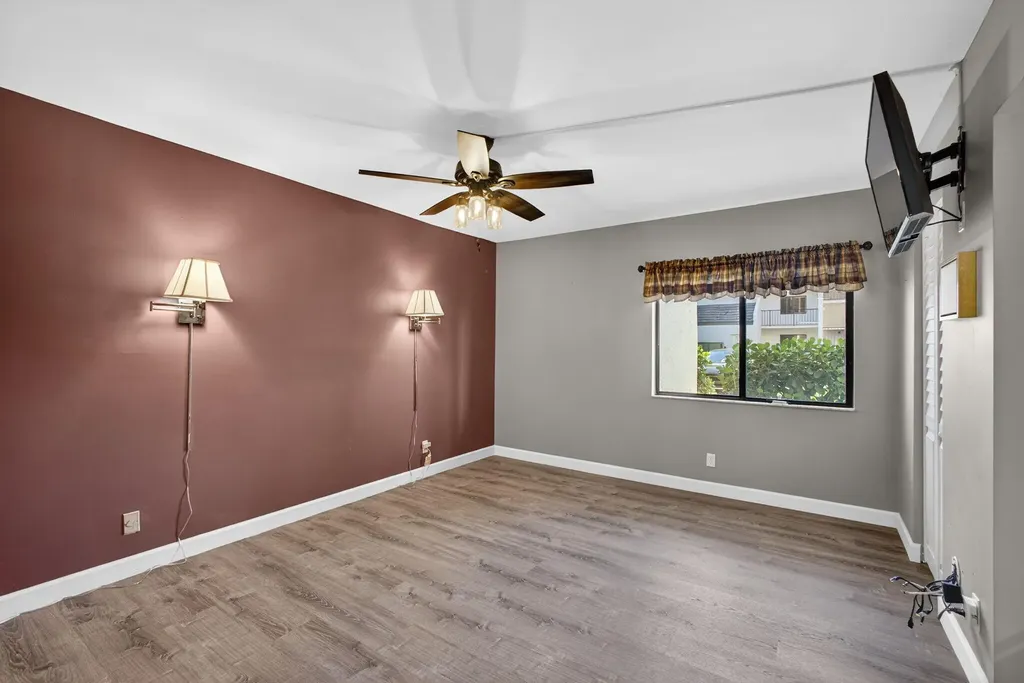 1605 S Us Highway 1 Jupiter FL 33477